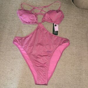 Monokini in bubble gum pink